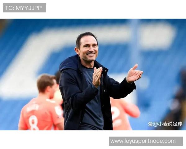 英媒报道班福德与兰帕德重聚考文垂训练昔日切尔西队友再续情谊 英媒报道班福德与兰帕德重聚考文垂训练昔日切尔西队友再续情谊