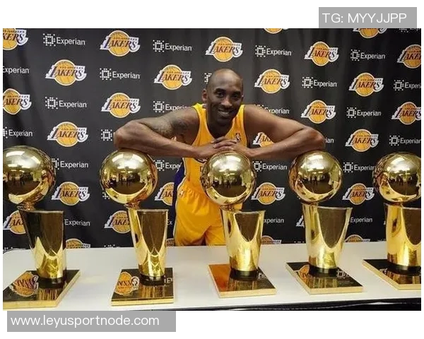 KD谈阵容灵活性优势教练们面临选择时机的挑战与考验 KD谈阵容灵活性优势教练们面临选择时机的挑战与考验